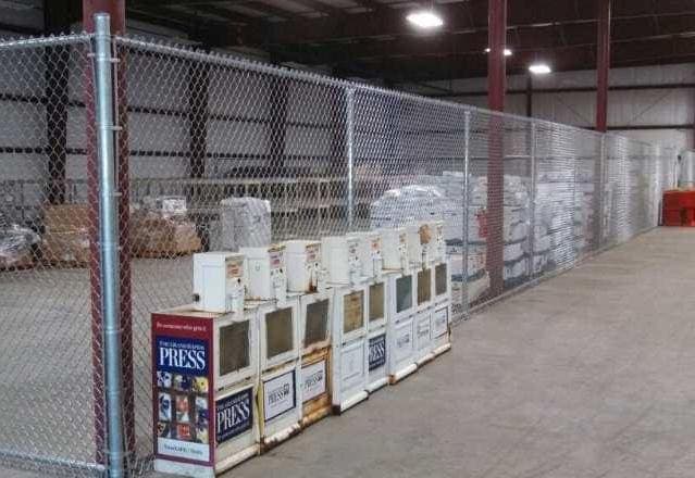 Chain-link warehouse enclosure fence - Model 513