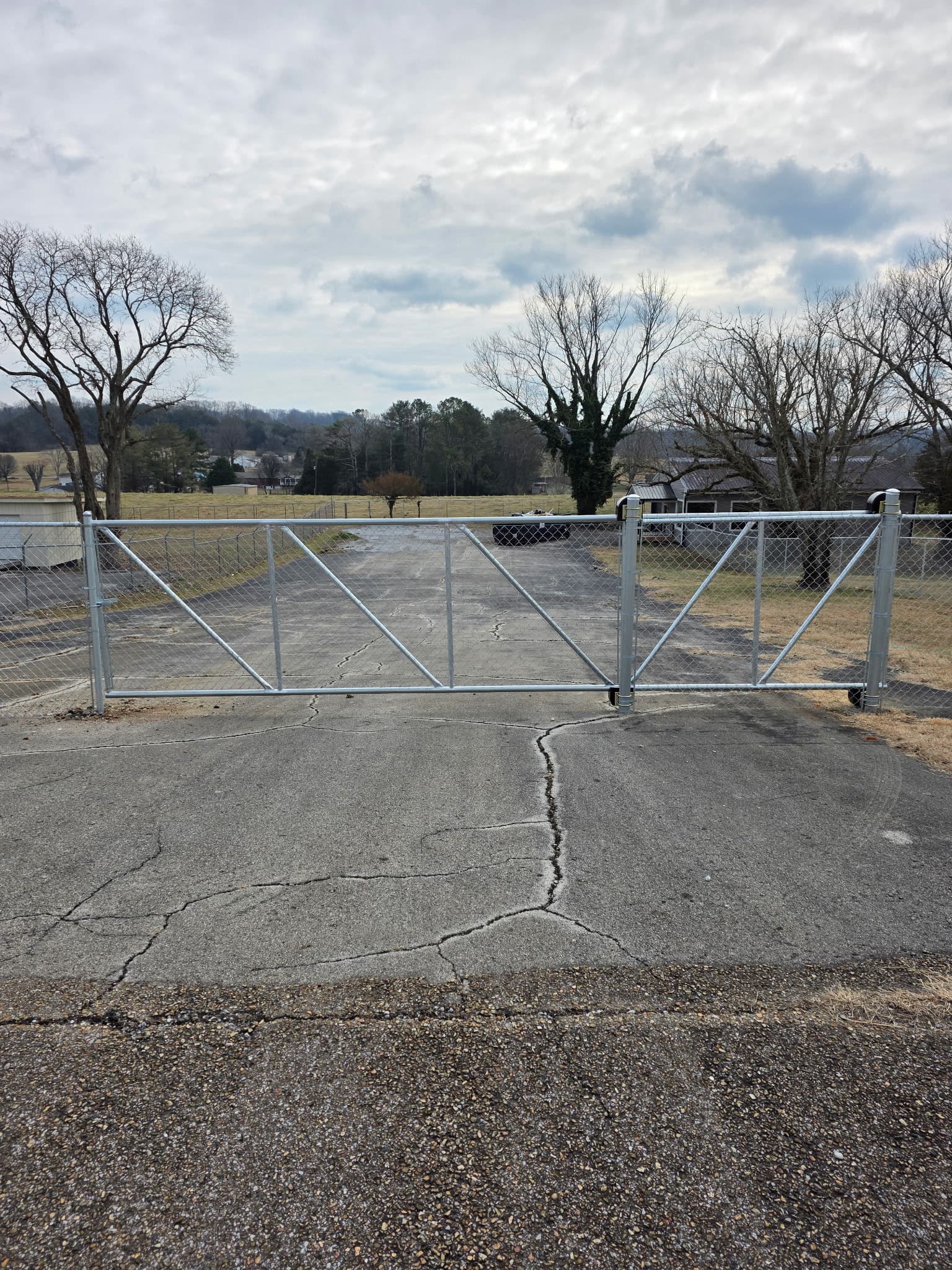 Knoxville TN fence installation project 16