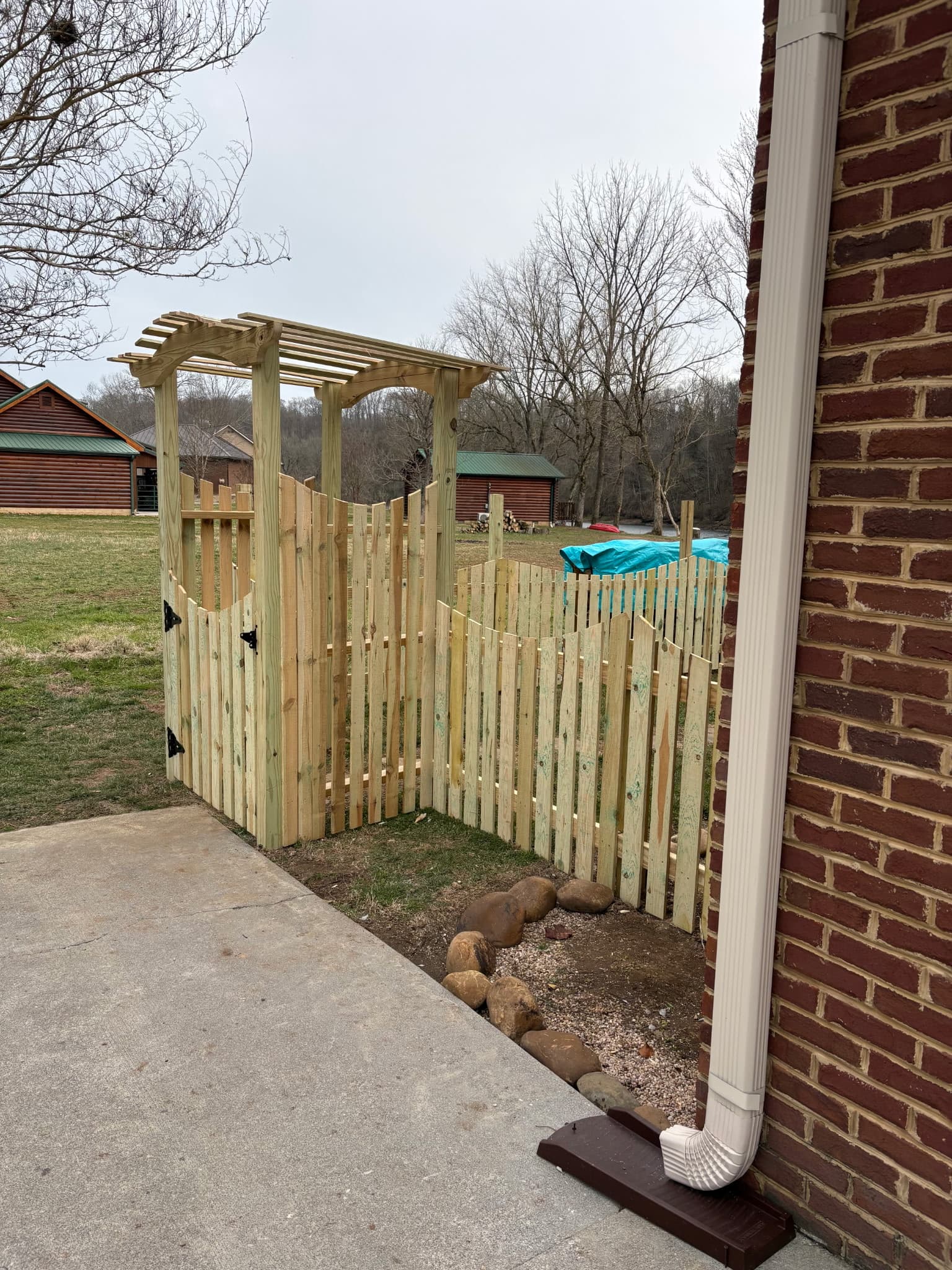 Pigeon Forge TN fence installation project 1